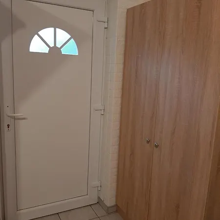 Apartment Deak Apartman