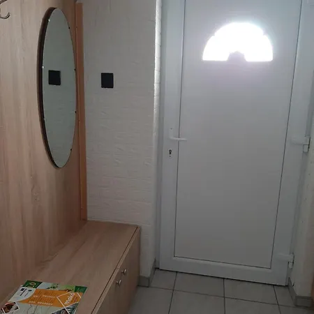 Deak Apartman *