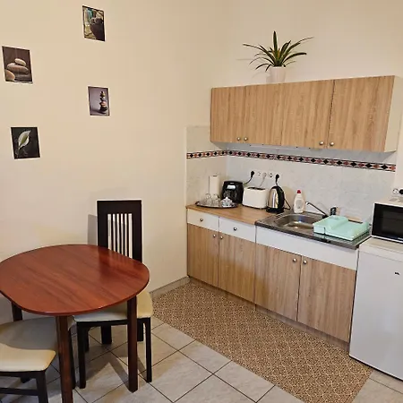 Deak Apartman Apartment Makó
